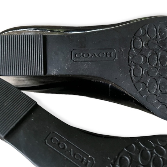 Coach ❤️ Poppy Black Peep Toe Wedge Shoes w/Charms, sz 8 - Picture 15 of 15